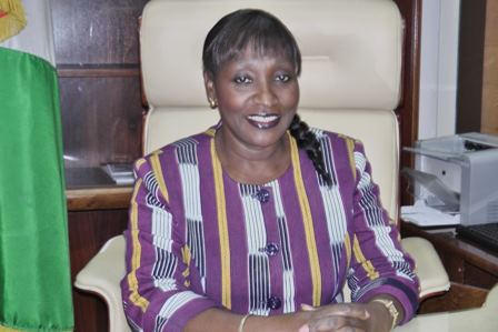 14ème REUNION ORDINAIRE DE L’ASSEMBLEE DES MINISTRES DE LA SANTE DE LA CEDEAO, 4-5 AVRIL 2013, PRAIA, CAP VERT
DISCOURS DE MADAME LA MINISTRE DE LA SANTE DE COTE D’IVOIRE
Dr Raymonde GOUDOU COFFIE
