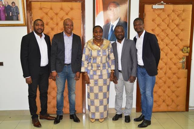 
SANTE/LUTTE CONTRE L’ULCERE DE BURULI
LE GROUPE MAGIC SYSTEME REÇU PAR LA MINISTRE DE LA SANTE ET DE LA LUTTE CONTRE LE SIDA