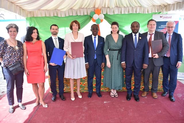 La Côte d'Ivoire a été retenue dans un programme d’environ 15 milliards de FCFA pour l’éradication du cancer du col de l’utérus. La Côte d'Ivoire a été retenue dans un programme d’environ 15 milliards de FCFA pour l’éradication du cancer du col de l’utérus.