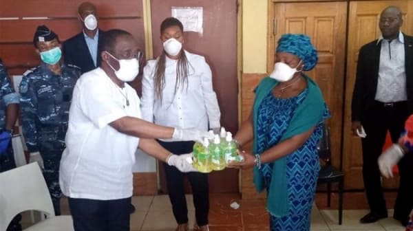 COVID -19: point de la situation de la maladie à coronavirus du 19 mai 2020. COVID -19: point de la situation de la maladie à coronavirus du 19 mai 2020.