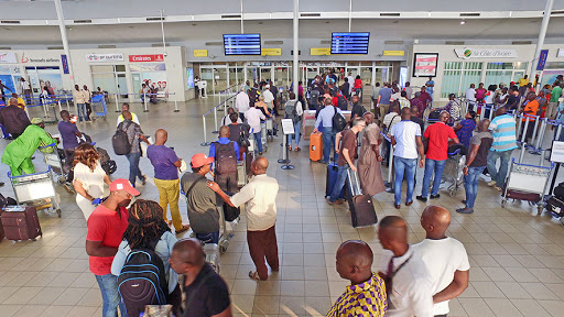 AEROPORT FHB: NOUVELLES INSTRUCTIONS AUX PASSAGERS DE DÉPART ET AUX VOYAGEURS ARRIVANT A L’AÉROPORT FHB D'ABIDJAN