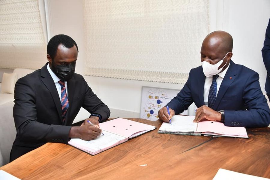 Signature de convention entre le Ministre de la Santé et la compagnie Zipline