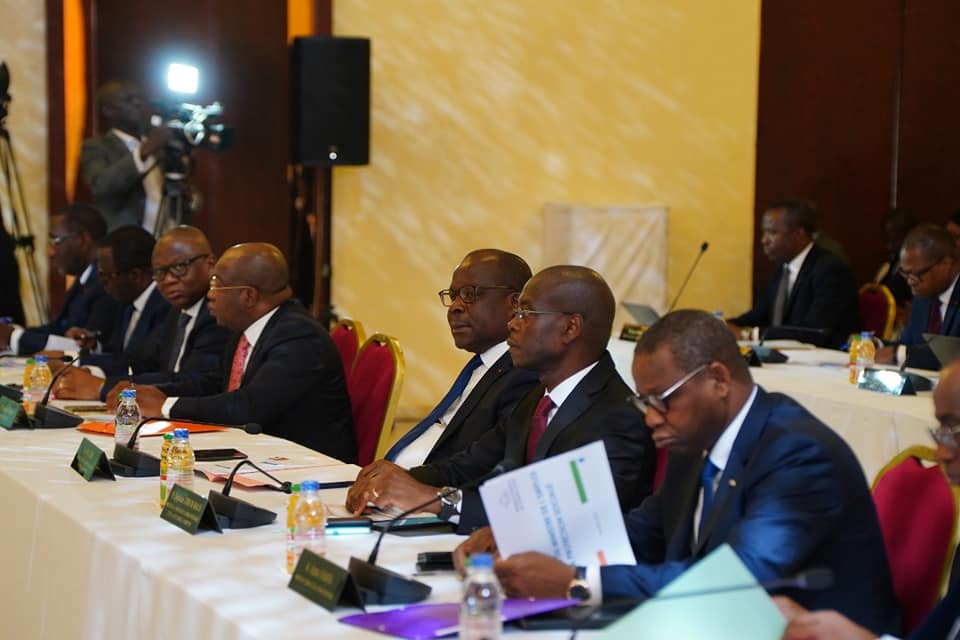 SEMINAIRE GOUVERNEMENTAL / LE MINISTRE PIERRRE DIMBA PARTICIPE AUX TRAVEAUX A YAMOUSSOUKRO LES 12 ET 13 NOVEMBRE 202 SEMINAIRE GOUVERNEMENTAL / LE MINISTRE PIERRRE DIMBA PARTICIPE AUX TRAVEAUX A YAMOUSSOUKRO LES 12 ET 13 NOVEMBRE 202